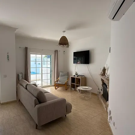 Nyaraló Bs House - Manta Rota